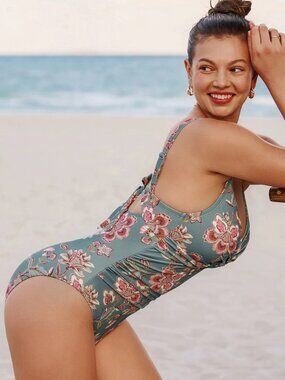 New CUPSHE Boho Wave Floral Swimsuit